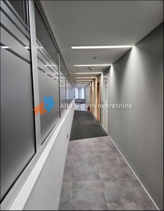 stanovi-izdavanje-pVWMfen6yj Lokal za izdavanje, Trg Republike, Beograd, 300m², 3.700 €/mes