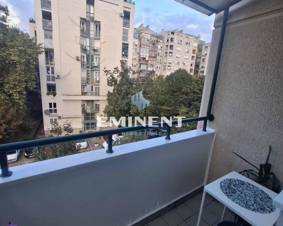 stanovi-izdavanje-rDNSNFVC29 Stan Izdavanje Beograd Crveni Krst 52 m2