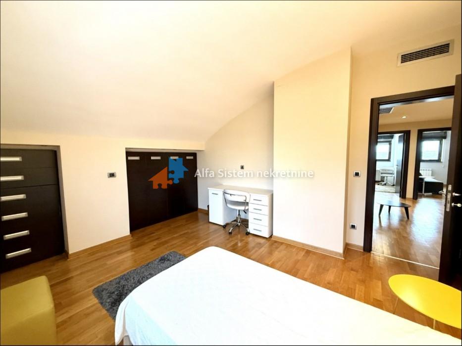 stanovi-prodaja-beograd-DUEI1Nb2If Petosoban stan na prodaju, Crveni Krst, Beograd, 160m², 3. sprat, 590.000 €