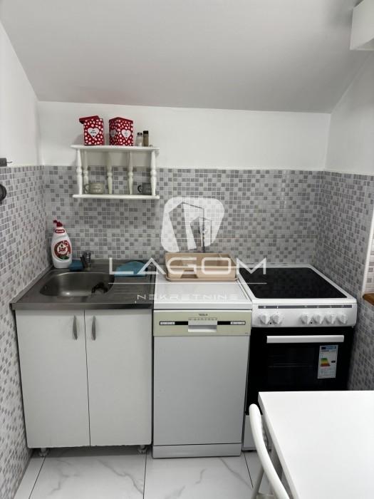 stanovi-prodaja-beograd-aTOpgiSvtz Dvosoban stan na prodaju, Blok 71, Beograd, 67m², 200.000 €