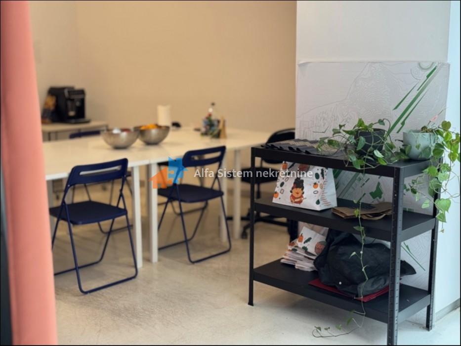 stanovi-prodaja-beograd-c43LvrOxm2 Lokal za izdavanje, Skupština, Beograd, 281m², 3.750 €/mes