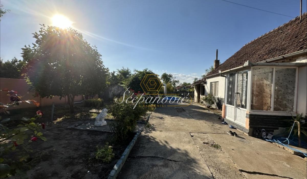 stanovi-prodaja-beograd-rvLkk7L1dP Kuća na prodaju, Centar, Mali Iđoš, 134m², 34.500 €