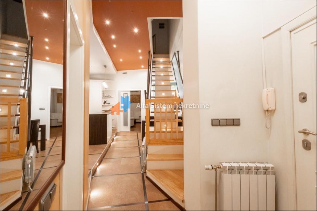 Četvorosoban stan za izdavanje, Obilićev Venac, Beograd, 140m², 1. sprat, 1.800 €/mes