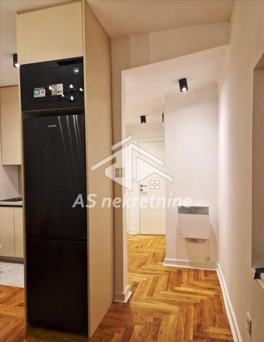 Stan Izdavanje Beograd Francuska 40 m2