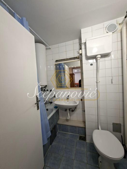 stanovi-prodaja-vvNCzvFtjL Trosoban stan za izdavanje, Bulevar Oslobođenja, Novi Sad, 88m², 650 €/mes