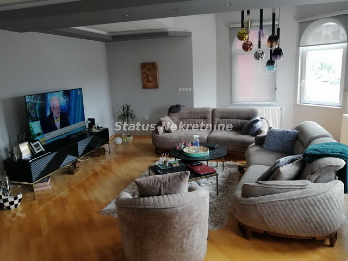 Lokal na prodaju, Ruma, 330m², 330.500 €