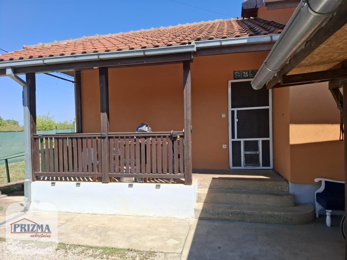 Kuća Prodaja Paraćin  106 m2