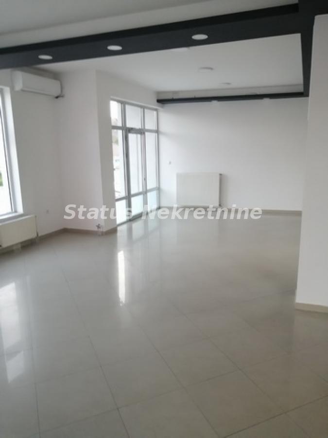 Lokal Prodaja Ruma  330 m2