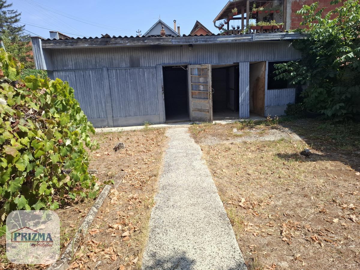 Kuća Prodaja Paraćin  100 m2