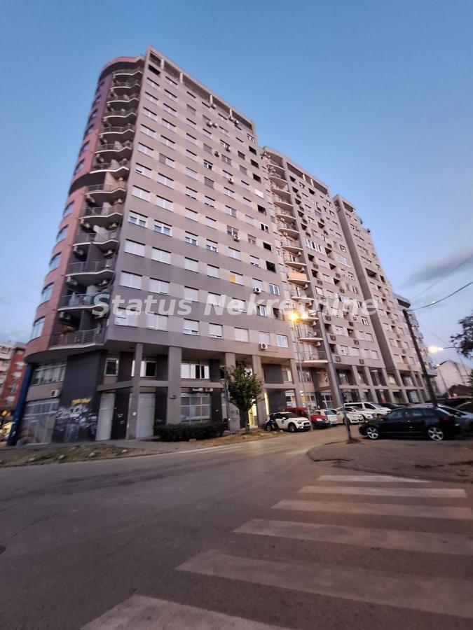 Garsonjera na prodaju, Bulevar Evrope, Novi Sad, 35m², 124.400 €