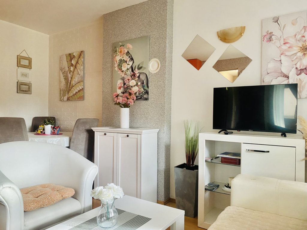 Prodaja stanova - superstan oglasi za nekretnine