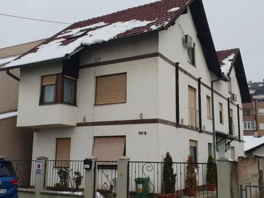 Kuća Prodaja Novi Sad  280 m2