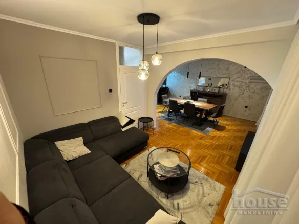 Stan Prodaja Novi Sad  80 m2