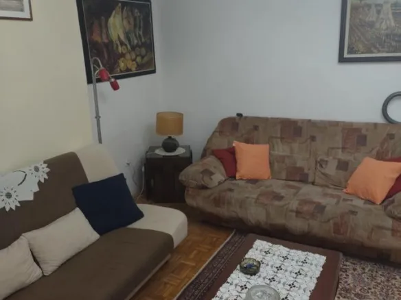Stan Izdavanje Novi Sad  80 m2