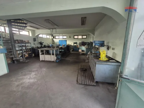 Lokal za izdavanje, Najlon Pijaca, Novi Sad, 129m², 600 €/mes