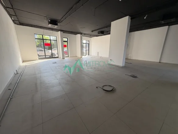 Lokal Prodaja Novi Sad  131 m2