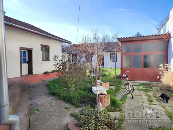 Kuća Prodaja Novi Sad  244 m2