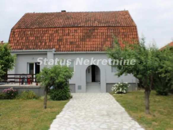 Kuća Prodaja Novi Sad  242 m2