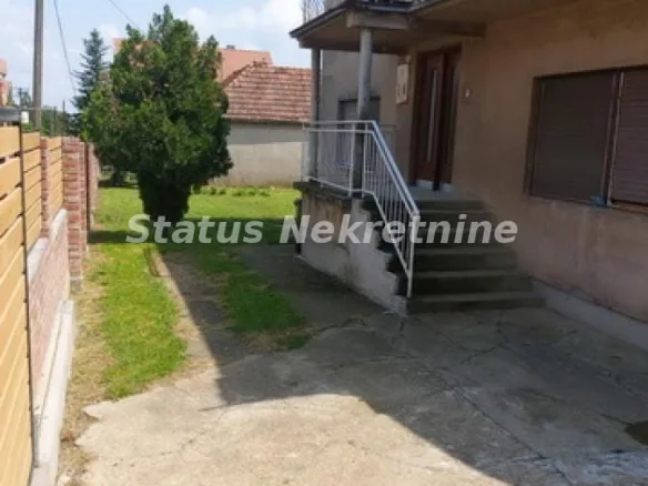 Kuća Prodaja Inđija  261 m2
