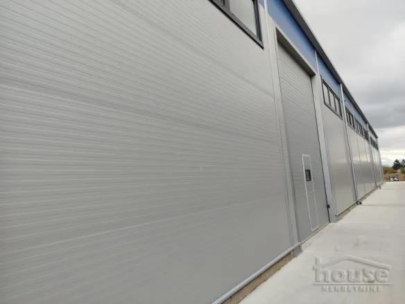 Lokal Izdavanje Novi Sad  600 m2