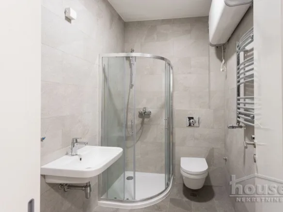 Stan Prodaja Novi Sad  50 m2