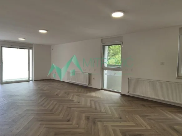 Stan Prodaja Novi Sad  96 m2