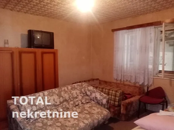 Kuća Prodaja Beočin  74 m2