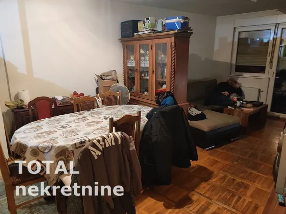 Stan Prodaja Novi Sad  65 m2