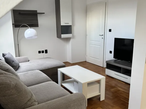 Stan Prodaja Novi Sad  43 m2