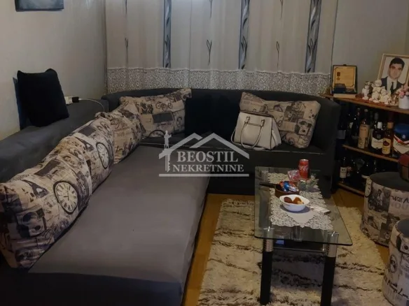 Kuća Prodaja Stara Pazova  92 m2