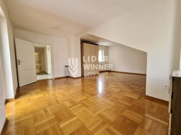 Stan Prodaja Beograd Dorćol 117 m2