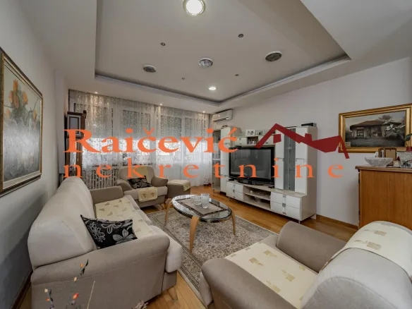 Kuća Prodaja Beograd Braće Jerković 250 m2