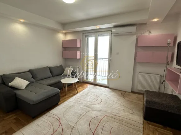 Stan Prodaja Novi Sad  37 m2