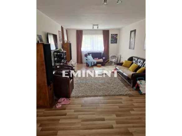 Kuća Prodaja Beograd  255 m2