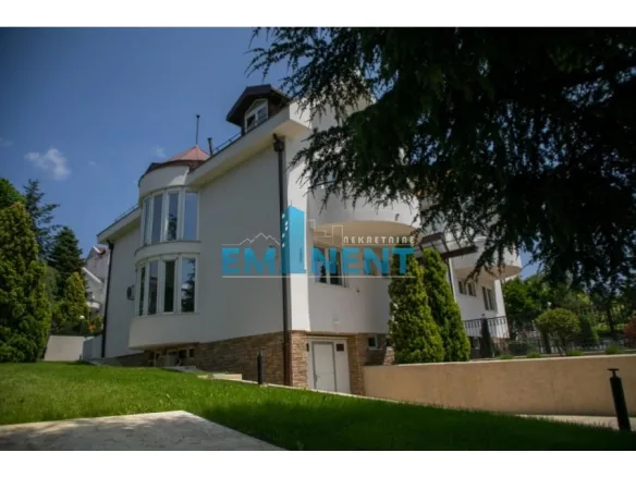 Kuća Izdavanje Beograd Banovo Brdo 260 m2