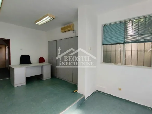 Lokal Izdavanje Beograd Cvetkova Pijaca 74 m2