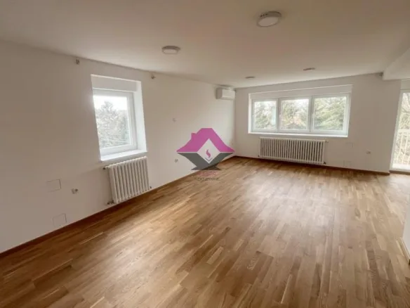 Stan Prodaja Novi Sad  89 m2