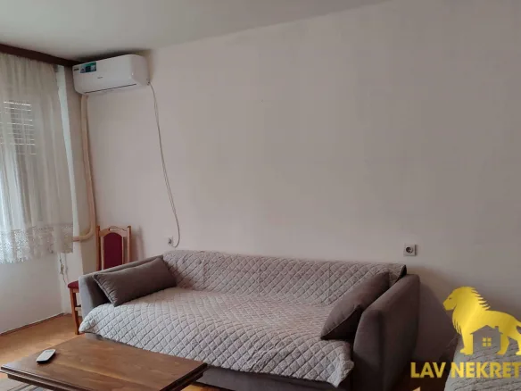 Stan Izdavanje Novi Sad  50 m2