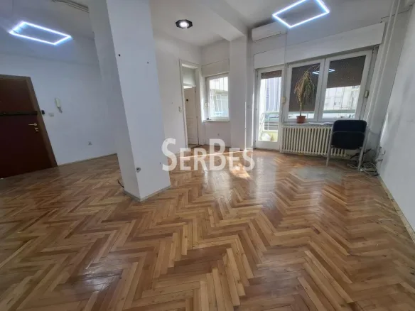 Stan Prodaja Novi Sad  56 m2