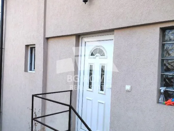 Kuća Prodaja Beograd Karaburma 84 m2
