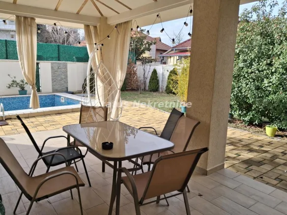 Kuća Izdavanje Novi Sad  157 m2
