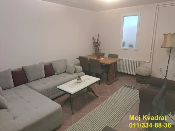 Stan Prodaja Beograd Blok 44 TC Piramida 32 m2