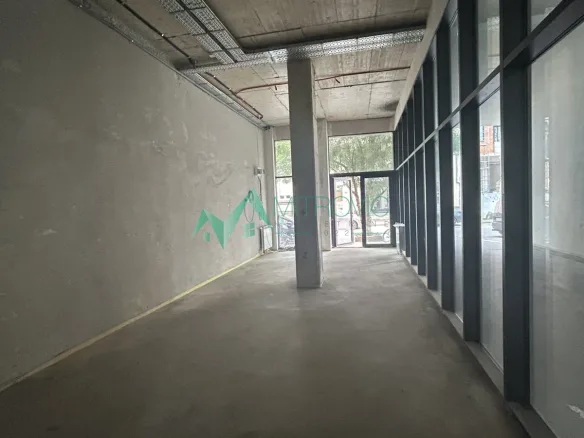 Lokal Izdavanje Novi Sad  56 m2