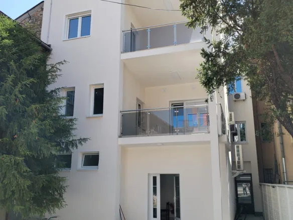 Lokal Izdavanje Novi Sad  550 m2