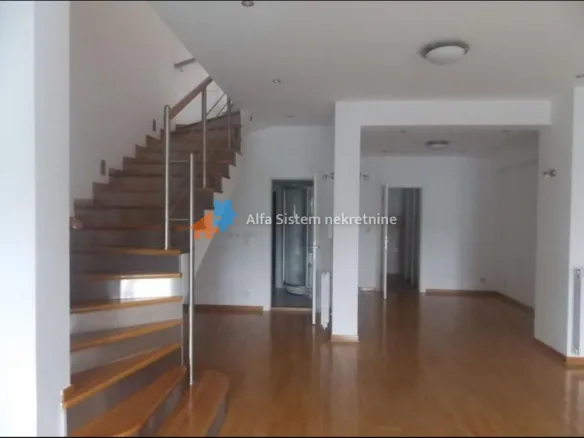Kuća Izdavanje Beograd Dedinje 200 m2