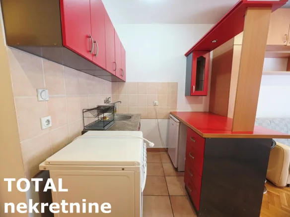 Stan Izdavanje Novi Sad Nova Detelinara 24 m2