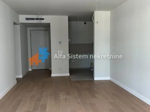 Stan Izdavanje Beograd Blok 65 77 m2