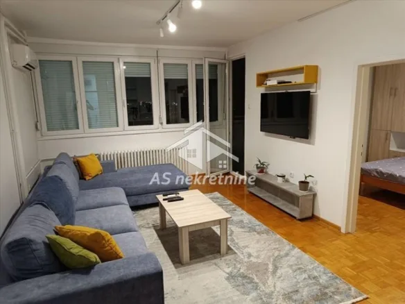 Stan Izdavanje Beograd Đeram Pijaca 73 m2
