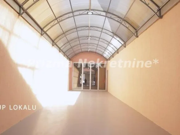 Lokal Izdavanje Paraćin  600 m2