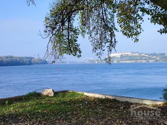 Plac Prodaja Novi Sad Ribnjak 1936 m2